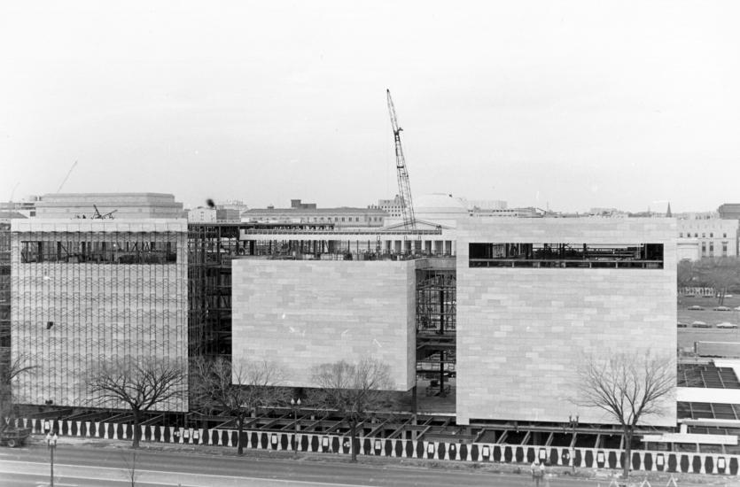 Construction of the National Air and Space Museum