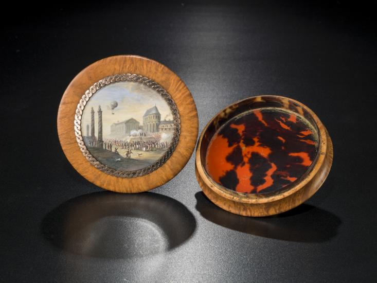 Snuff box from the Kendall Collection