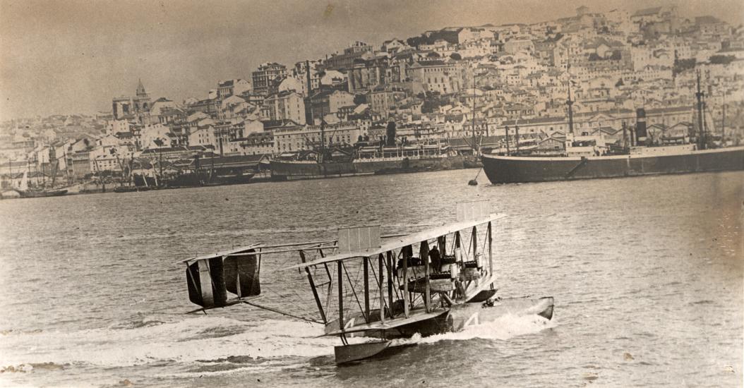 NC-4 Aircraft Taxis into Lisbon