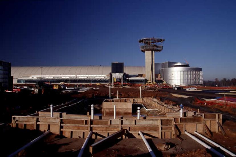 Udvar-Hazy Center - Sculpture base