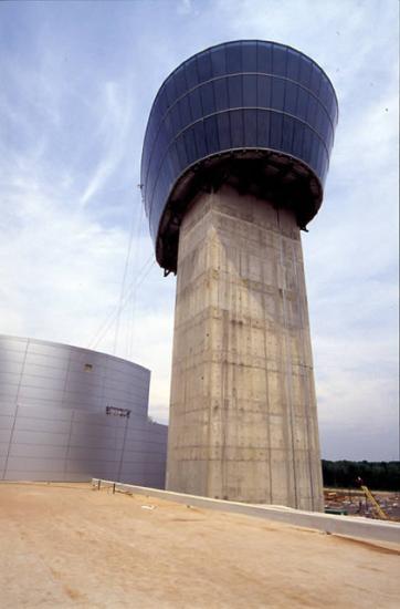 Udvar-Hazy Center Observation tower standing tall