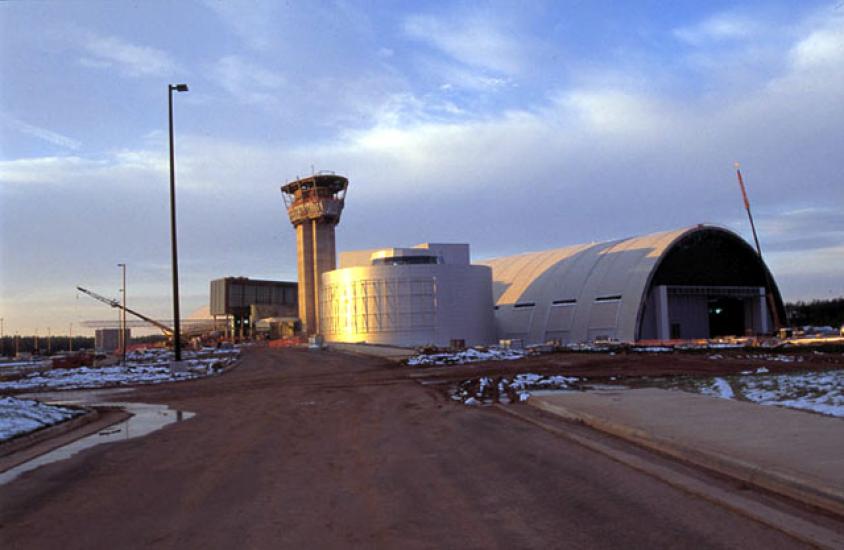 Sunrise over Udvar-Hazy Center