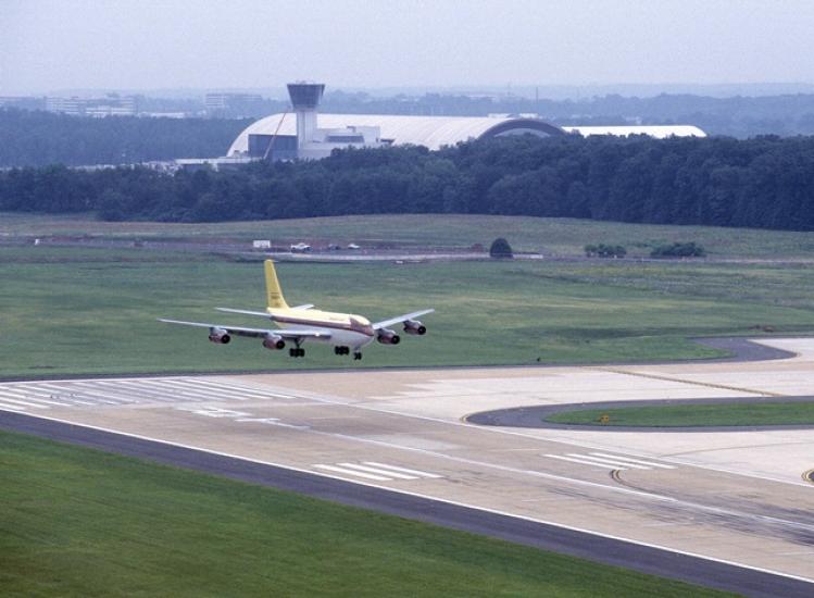 Boeing Dash 80 Landing at Dulles Airport