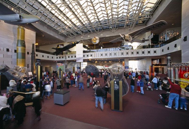 Milestones of Flight Gallery - Mall - January 2005