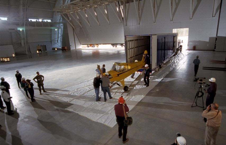 Piper J-3 Cub Arrives at Udvar-Hazy Center