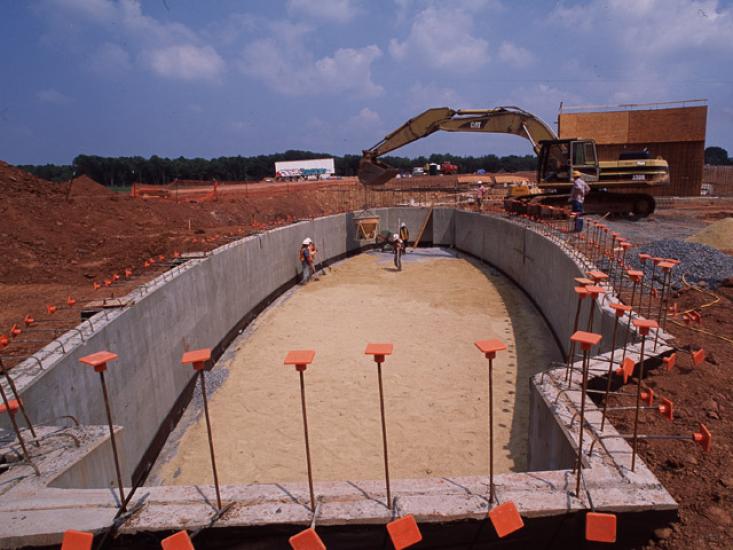 Udvar-Hazy Center Theater screen pit takes shape