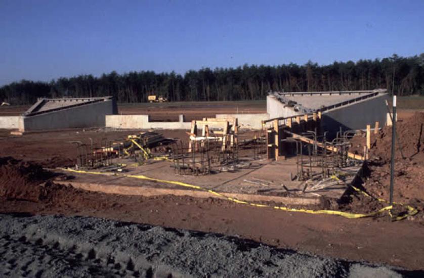 Udvar-Hazy Center North hangar door footings