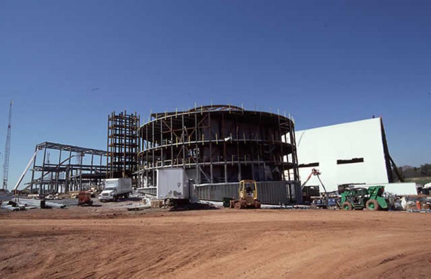 Udvar-Hazy Center front structures taking shape