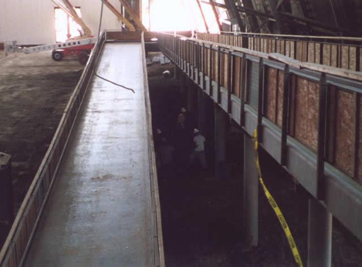 Udvar-Hazy Center Aviation Hangar ramps