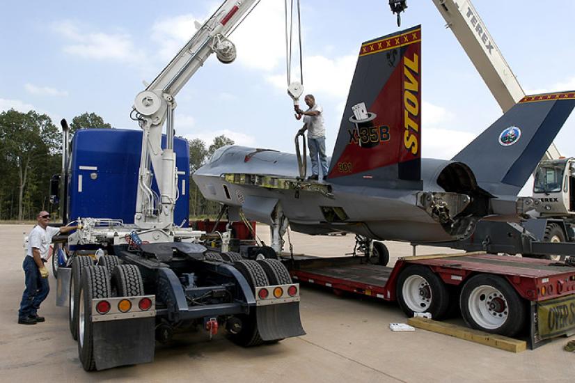 X-35B arrives at the Udvar-Hazy Center