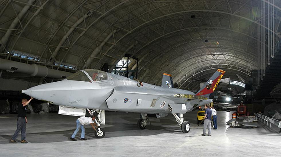 X-35B arrives at the Udvar-Hazy Center