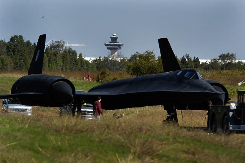 SR-71 Moves to Udvar-Hazy Center