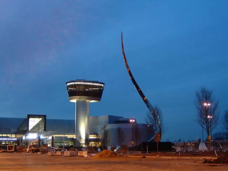 Udvar-Hazy Center at Night