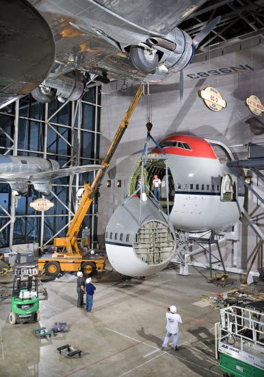 America by Air - Boeing 747 Forward Fuselage Installation