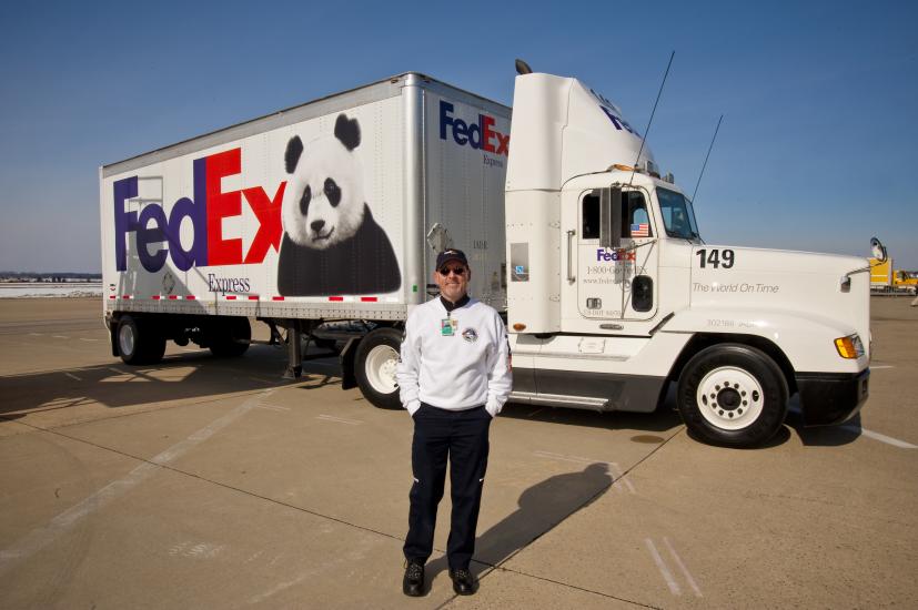 Panda Tai Shan Departure - FedEx Vehicle