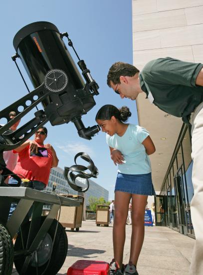 Astronomical Observing at the National Mall Building