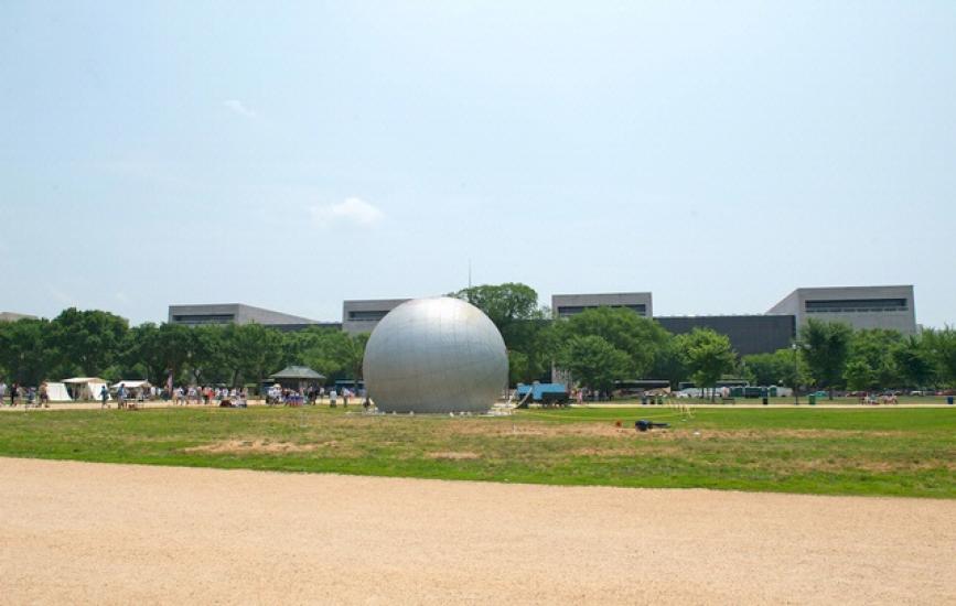 Balloon on the National Mall