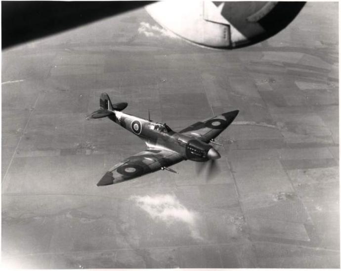 Photo of Supermarine Spitfire HF.Mk.VII in flight