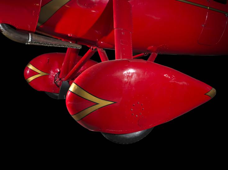 Red teardrop shaped wheel faring on Amelia Earhart Lockheed Vega 5B aircraft