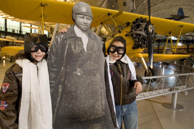 Dressing like Bessie at the Udvar-Hazy Center