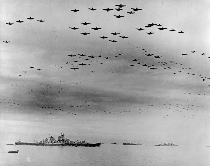 Carrier airplanes flyover Tokyo Bay at surrender ceremony