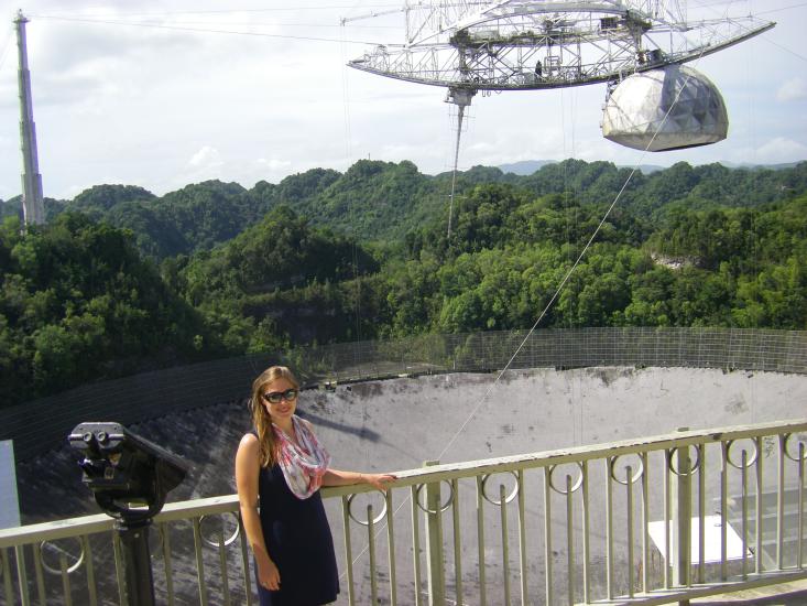 Jennifer Whitten in front of the telescope