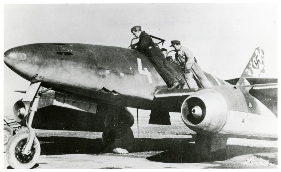 Me 262