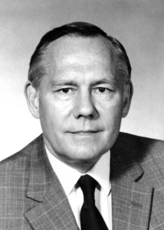 Robert R. Lynn FRAeS